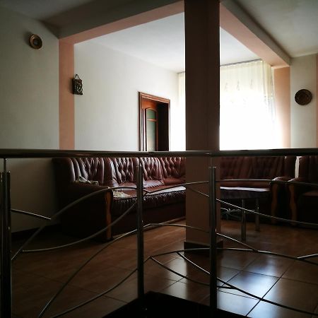 Pensiunea Ramona Cărpinişu Exterior foto